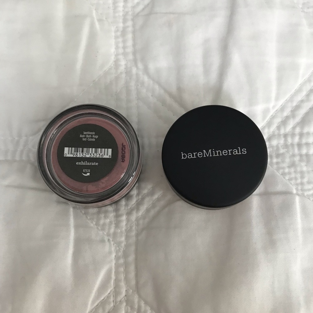 bareMinerals powder blush in “exhilarate” shade
